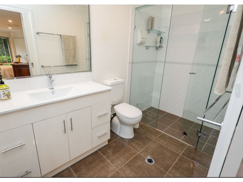 41 Pioneer Crescent, Bellbowrie QLD 4070