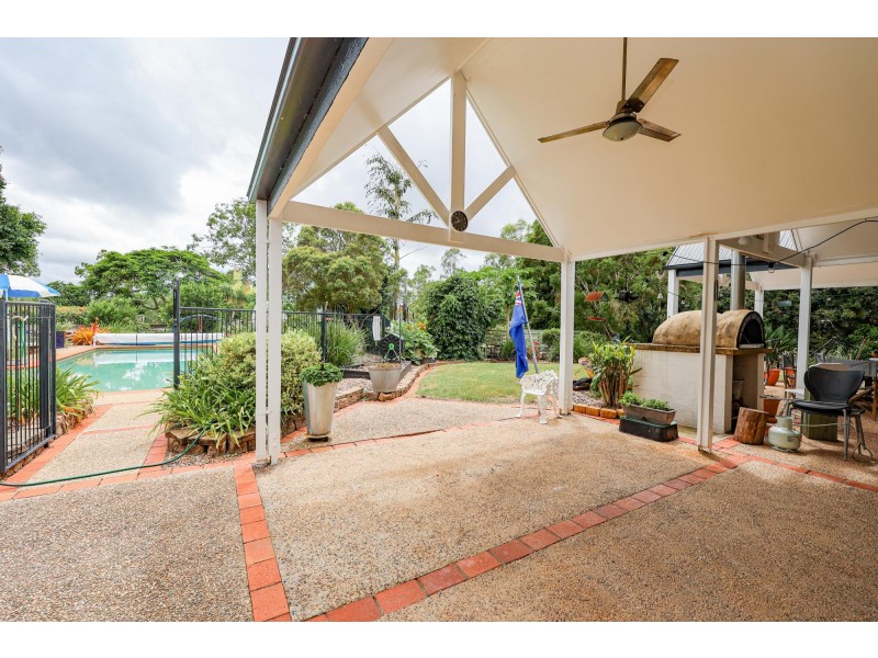 41 Pioneer Crescent, Bellbowrie QLD 4070