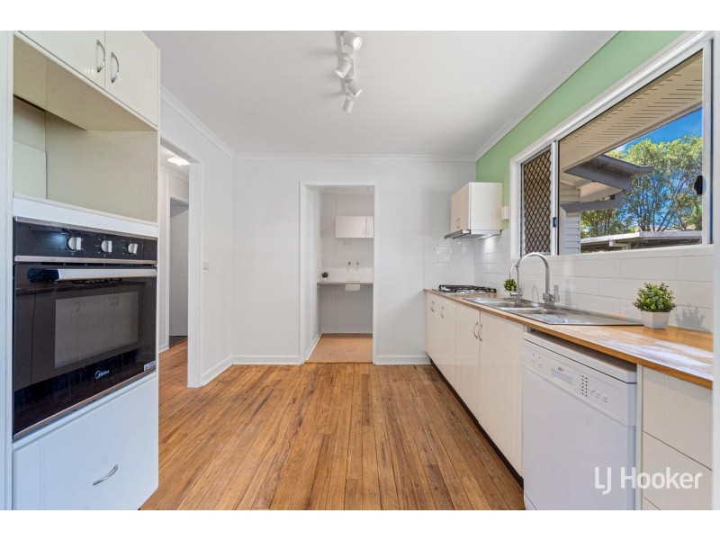 3 Mitchell Street, Riverview QLD 4303