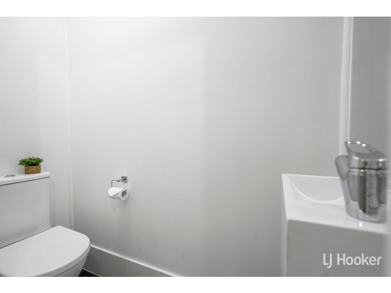 3 Mitchell Street, Riverview QLD 4303