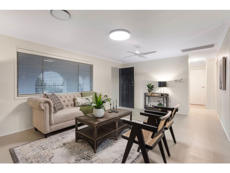 2A Blaxland Street, Eastern Heights QLD 4305