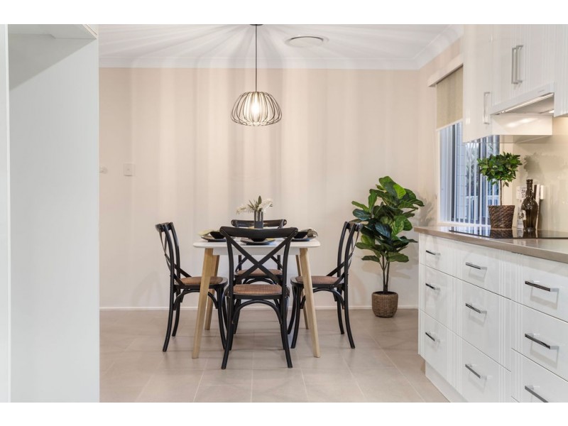 2A Blaxland Street, Eastern Heights QLD 4305