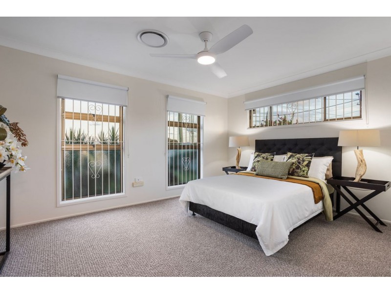 2A Blaxland Street, Eastern Heights QLD 4305