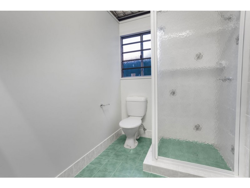 2A Blaxland Street, Eastern Heights QLD 4305