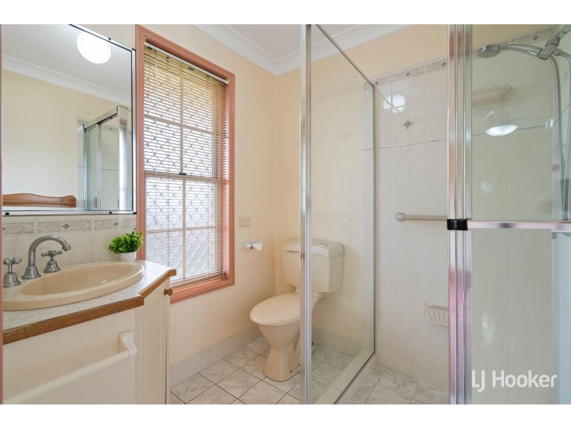 25 Highmead Drive, Brassall QLD 4305