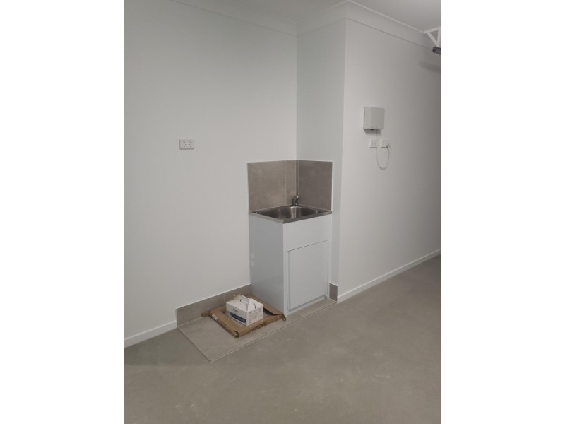 29 John Drive, Collingwood Park QLD 4301