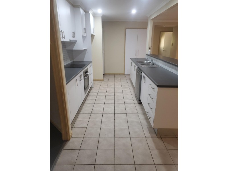 2 Musgrave Street, Fig Tree Pocket QLD 4069