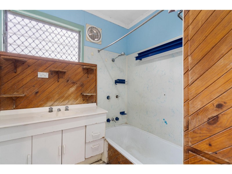 28 Ferrett Street, Sadliers Crossing QLD 4305
