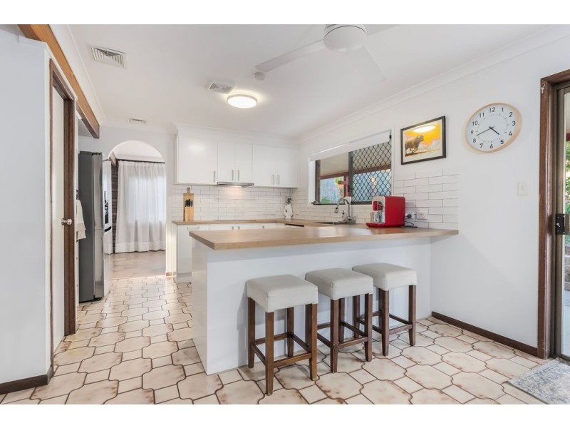 5 Eton Avenue, Flinders View QLD 4305