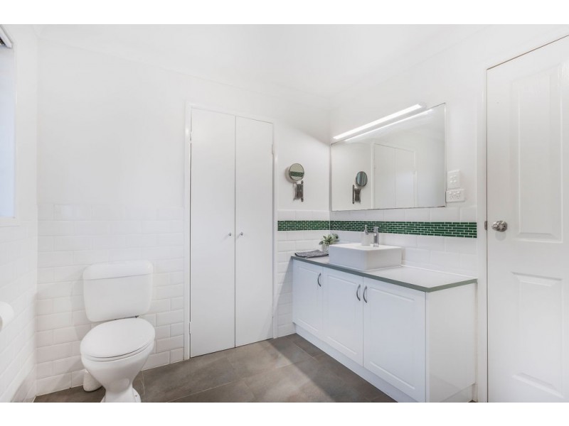 5 Eton Avenue, Flinders View QLD 4305