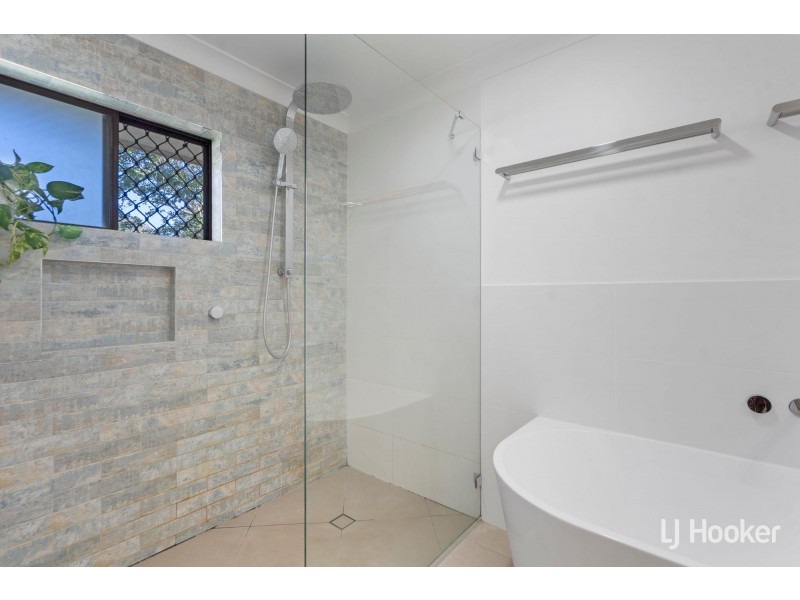 63 Lance Drive, Flinders View QLD 4305