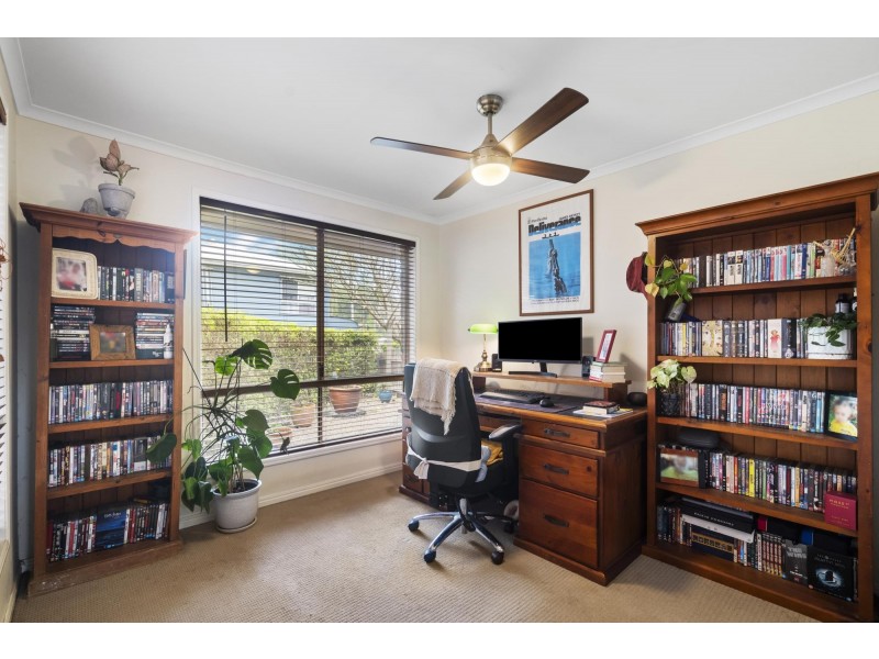 180 College Road, Karana Downs QLD 4306
