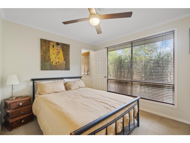 180 College Road, Karana Downs QLD 4306