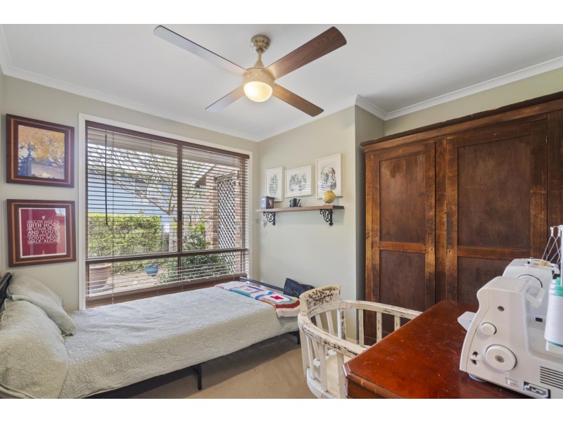 180 College Road, Karana Downs QLD 4306