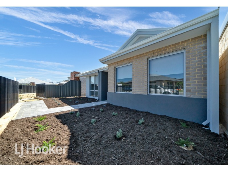 10 Brilliance Avenue, Eglinton WA 6034