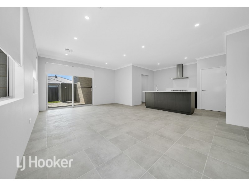 10 Brilliance Avenue, Eglinton WA 6034