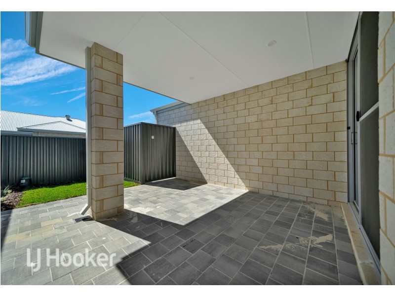 10 Brilliance Avenue, Eglinton WA 6034