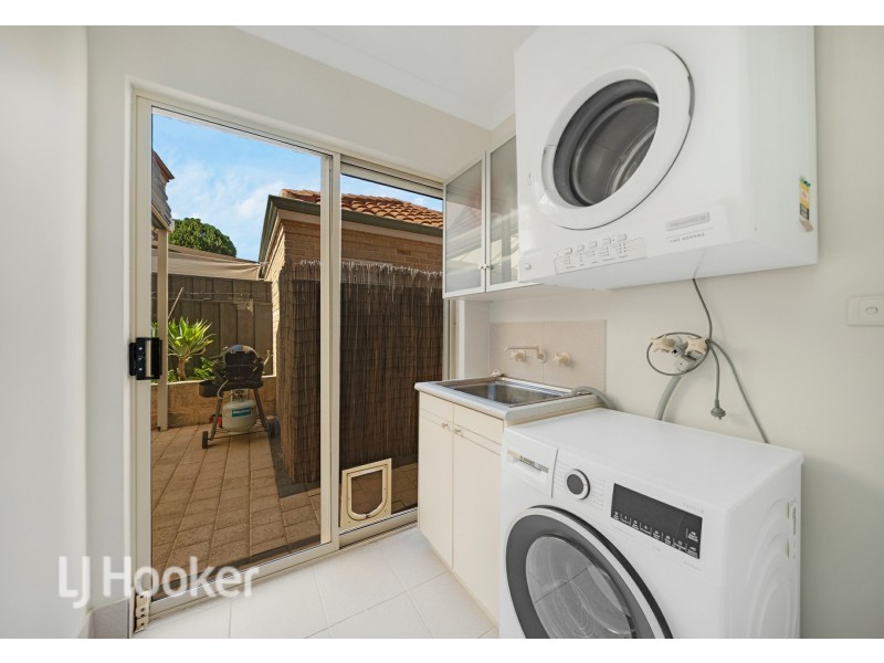 7/8 Centennial Gardens, Hillarys WA 6025