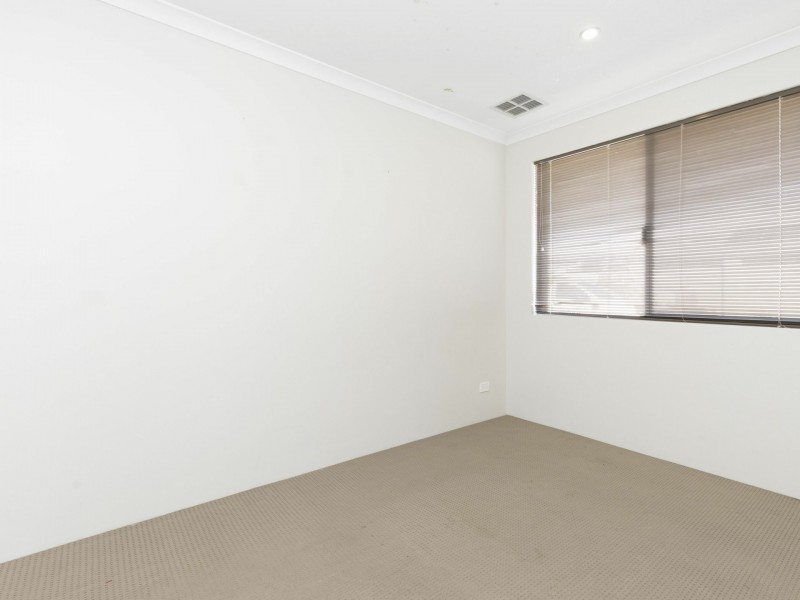 1/68 Villena Parade, Alkimos WA 6038