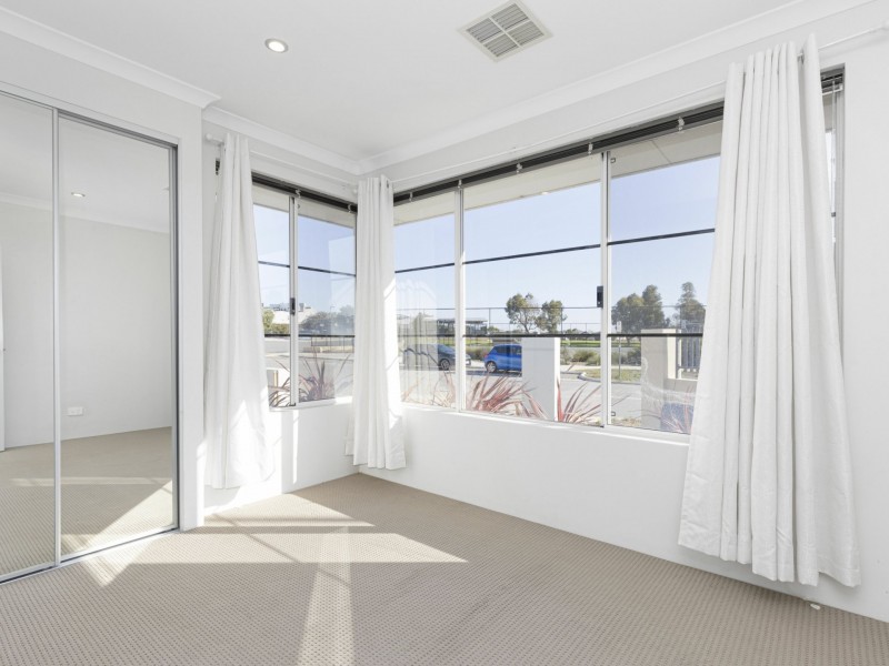 1/68 Villena Parade, Alkimos WA 6038