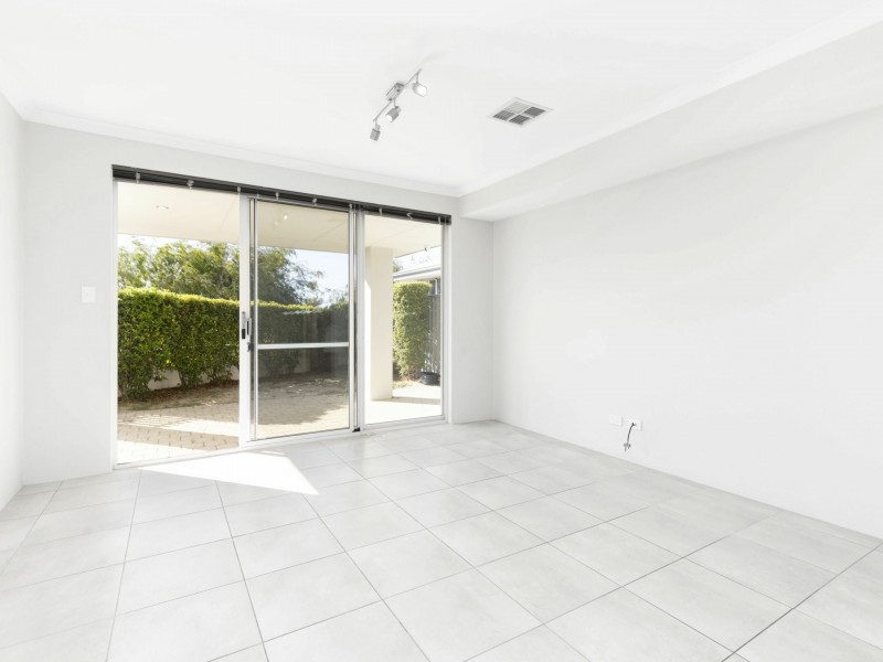 1/68 Villena Parade, Alkimos WA 6038