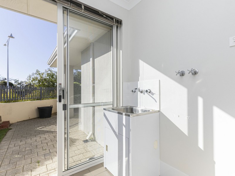 1/68 Villena Parade, Alkimos WA 6038