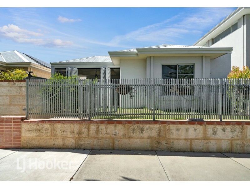 8 Sloman Lane, Clarkson WA 6030