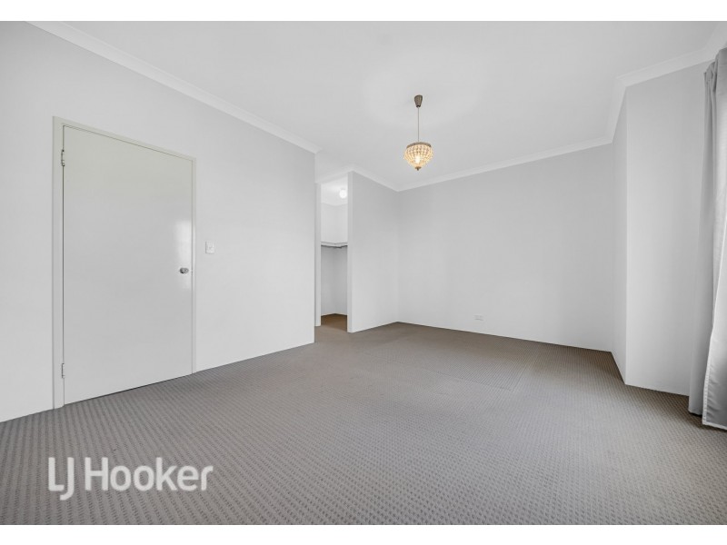 8 Sloman Lane, Clarkson WA 6030