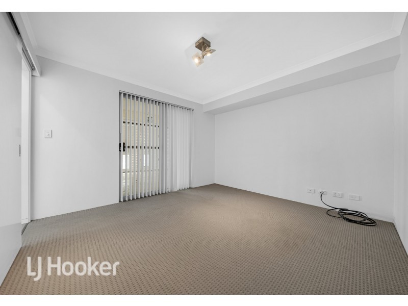 8 Sloman Lane, Clarkson WA 6030