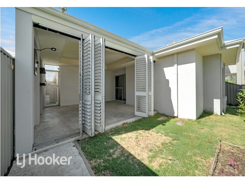 8 Sloman Lane, Clarkson WA 6030