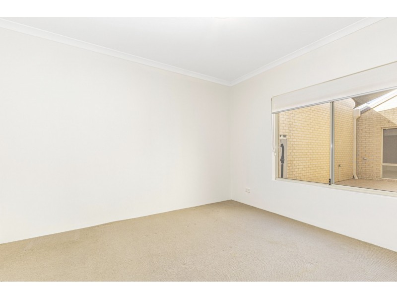 89 Shepperton Drive, Butler WA 6036