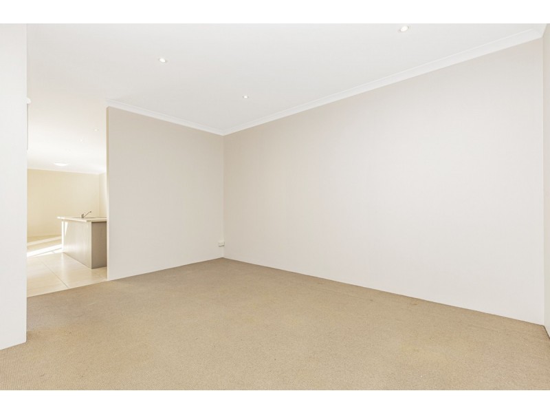 89 Shepperton Drive, Butler WA 6036