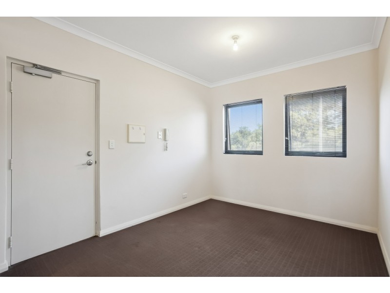 8/37 Piccadilly Circle, Joondalup WA 6027