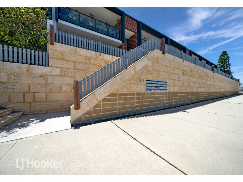 6/50 Commander Drive, Alkimos WA 6038