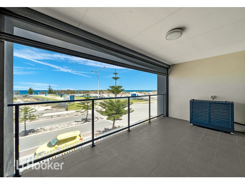 6/50 Commander Drive, Alkimos WA 6038
