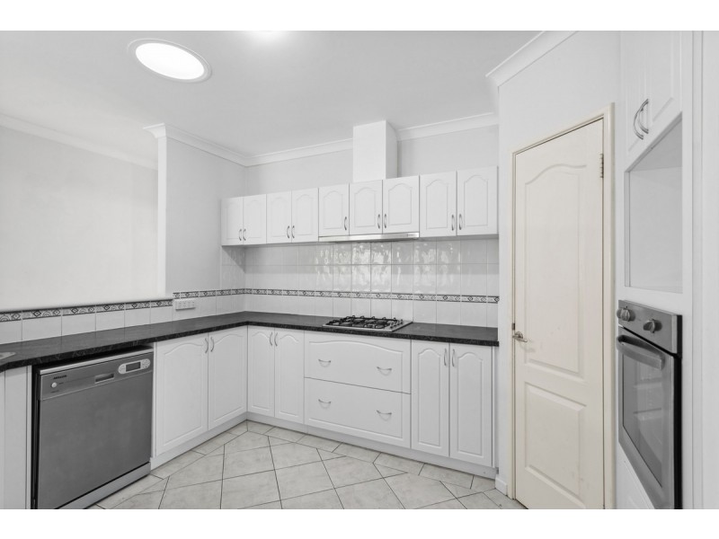 8B Hindmarsh, Yokine WA 6060