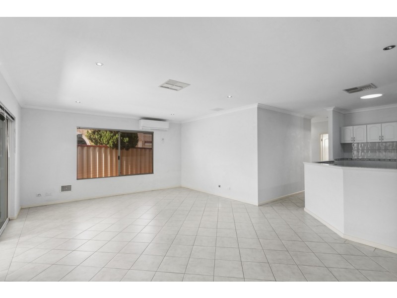 8B Hindmarsh, Yokine WA 6060