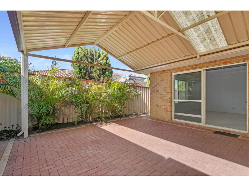 8B Hindmarsh, Yokine WA 6060
