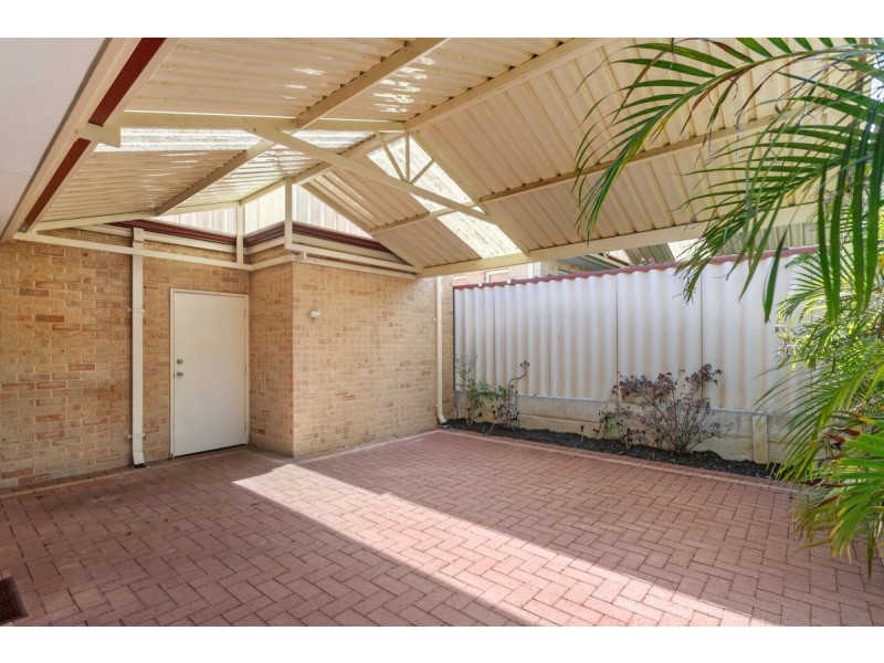 8B Hindmarsh, Yokine WA 6060
