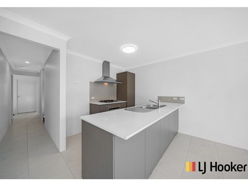 70 Bauer Circle, Banksia Grove WA 6031