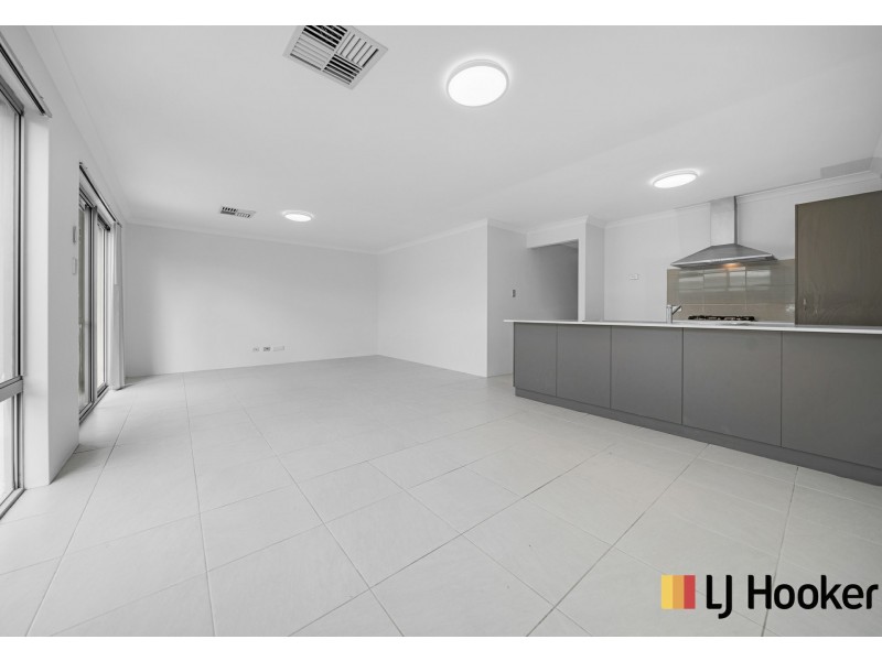 70 Bauer Circle, Banksia Grove WA 6031