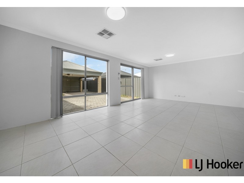 70 Bauer Circle, Banksia Grove WA 6031