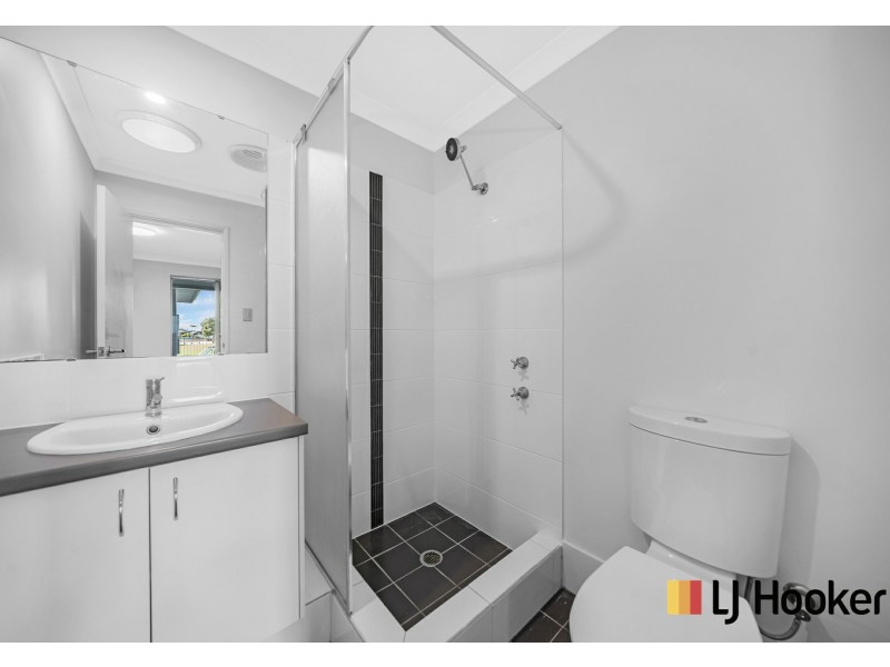 70 Bauer Circle, Banksia Grove WA 6031