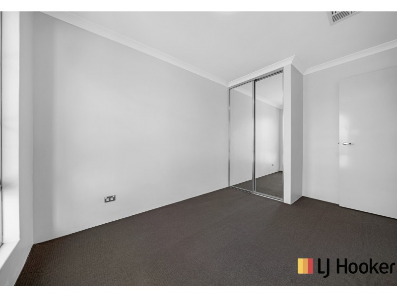 70 Bauer Circle, Banksia Grove WA 6031