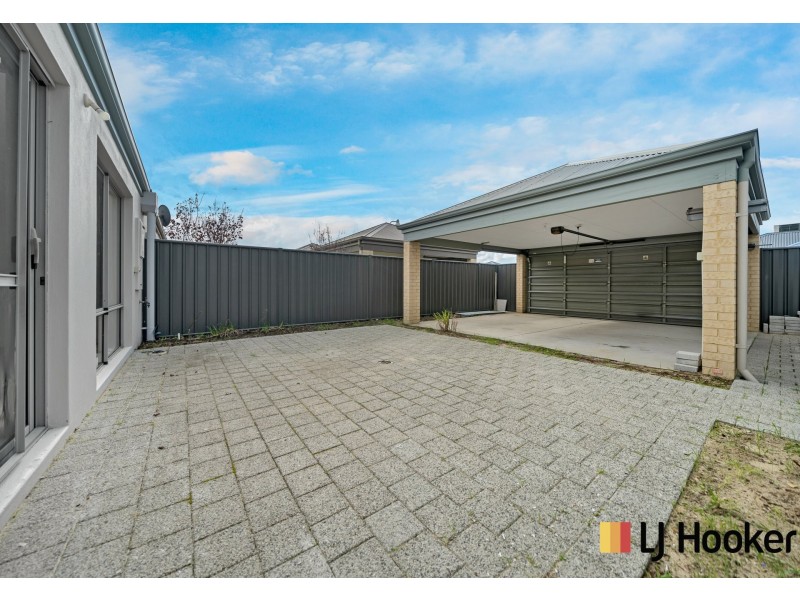 70 Bauer Circle, Banksia Grove WA 6031