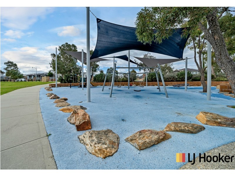 70 Bauer Circle, Banksia Grove WA 6031