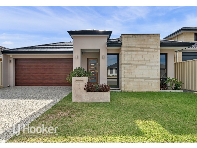 5 Pinot Loop, Pearsall WA 6065