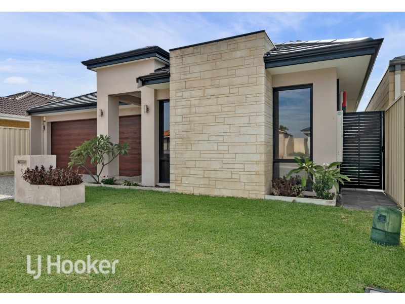 5 Pinot Loop, Pearsall WA 6065
