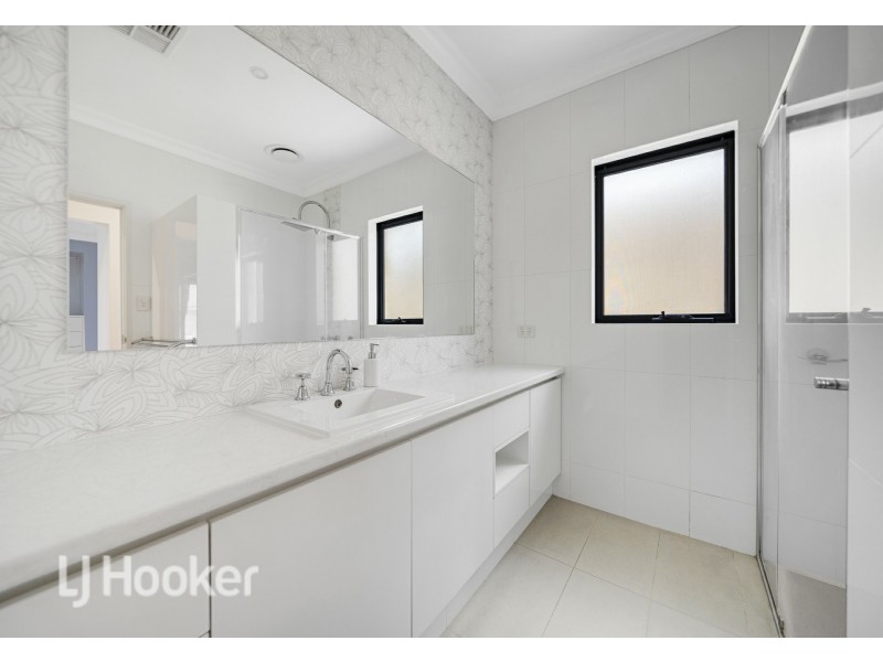 5 Pinot Loop, Pearsall WA 6065