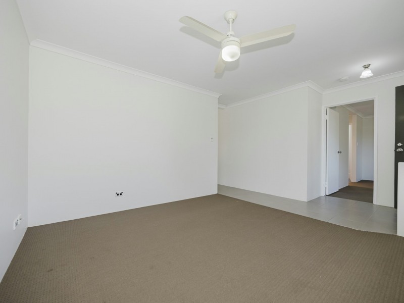 32 Finglas Meander, Butler WA 6036